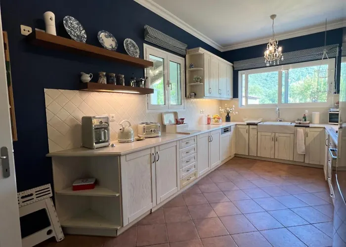 וילה Alexakis Doukádes