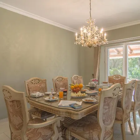 Alexakis Villa Doukádes